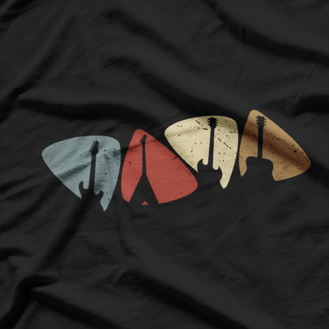 Retro Vintage Guitar Pick: The Ultimate Design for Guitarists, Bassists, and Musicians T-Shirt