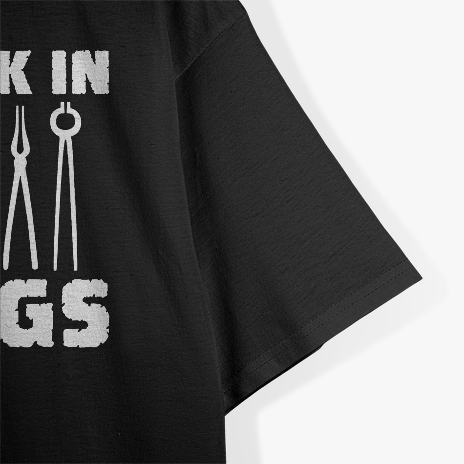 Blacksmith I Speak In Tongs Metalworker Blacksmithing T-Shirt