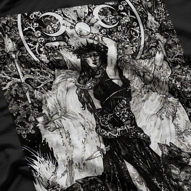 The Goddess Hecate - Tarot Card Triple Moon Wiccan Pagan Witch T-Shirt