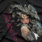 The Gorgon in Greek Mythology: Medusa – The Myth of Beauty T-Shirt