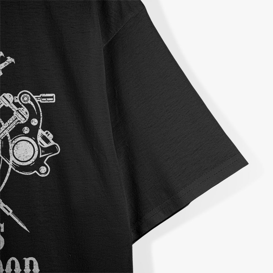 Tattoo Guns - Vintage Ink Inked Funny tattoo Artist T-Shirt