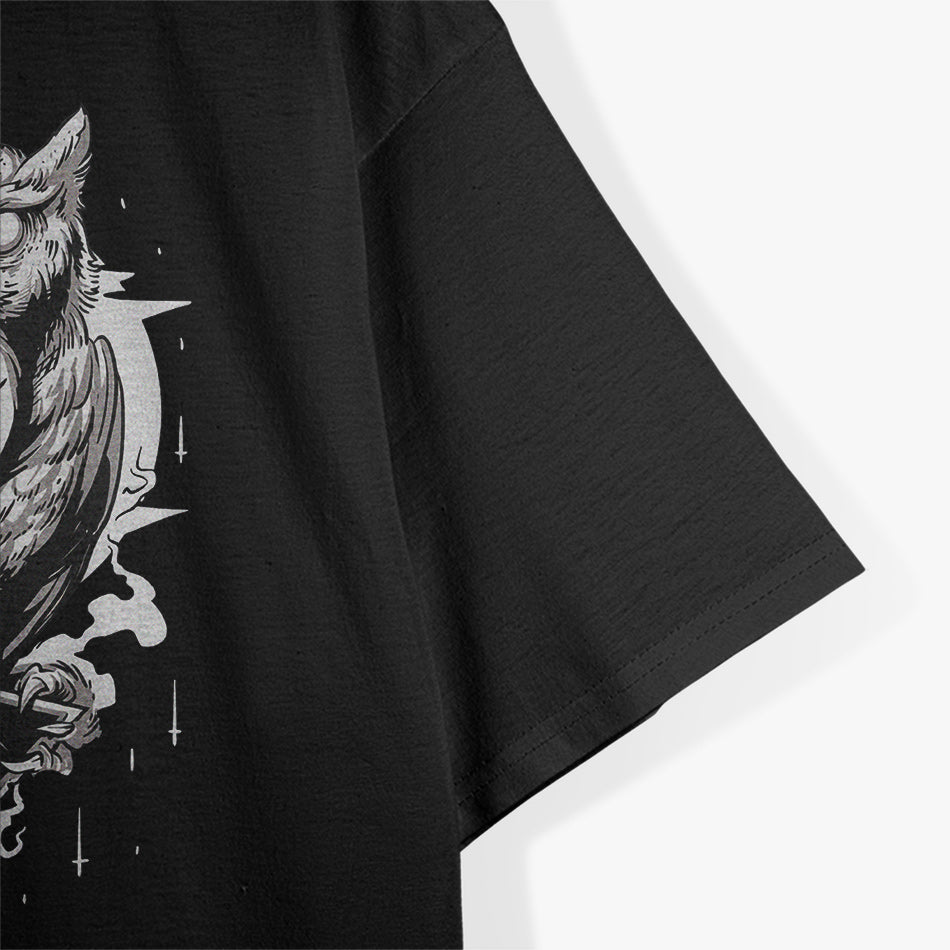 Goth Owl A Spooky Symbol of Mystery and Darkness T-Shirt