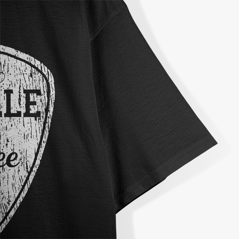 Guitar Pick: Nashville – The Heart of Country Music T-Shirt