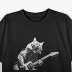 Rock Cat Funny Guitar Playing Cat Shredding the Strings T-Shirt