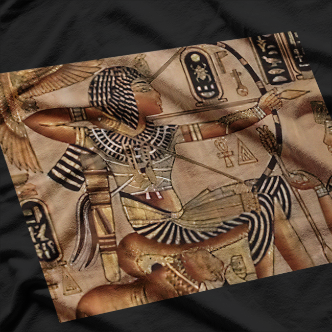 Nefertiti II The Timeless Beauty of Ancient Egypt T-Shirt