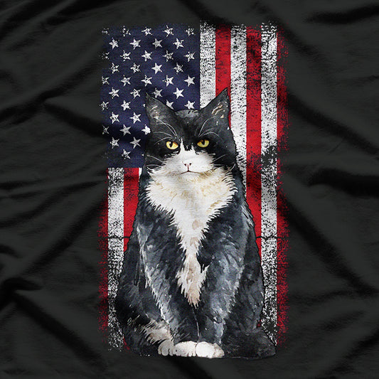 Patriotic Tuxedo Cat 4th of July Vintage US - A Feline Celebration of Freedom T-Shirt