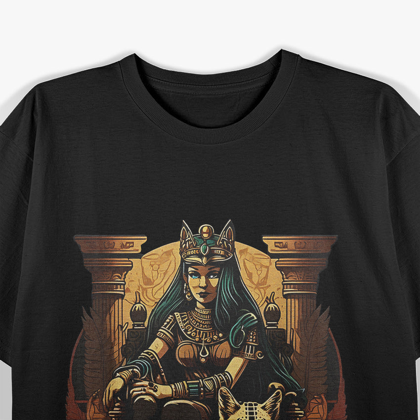 Ancient Egypt Queen Cleopatra - A Tribute to Egyptology and Egyptian Mythology T-Shirt