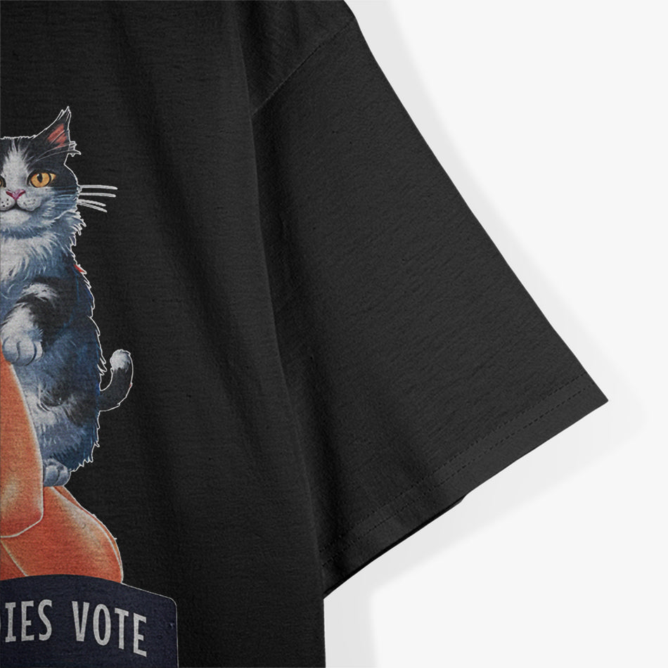 CHILDLESS CAT LADIES VOTE T-Shirt