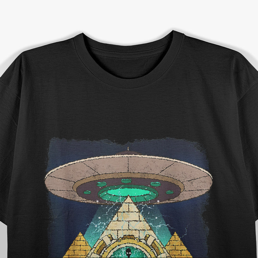 Ancient Astronaut Egyptian Pyramid Alien Conspiracy Theory T-Shirt