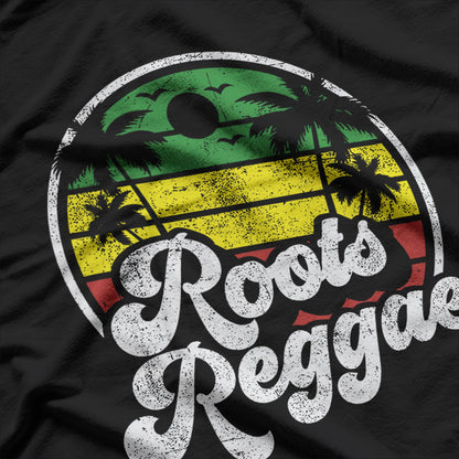 Roots Reggae Vintage Jamaica Rasta Jamaican Music Retro Gift T-Shirt