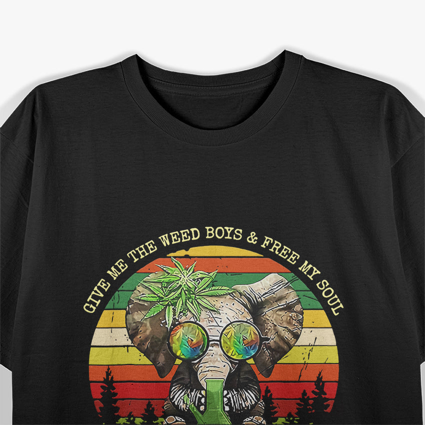 Cool Elephant Smoking - Retro Style T-Shirt