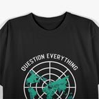 Flat Earth Parody - Funny Flat Earth Design T-Shirt