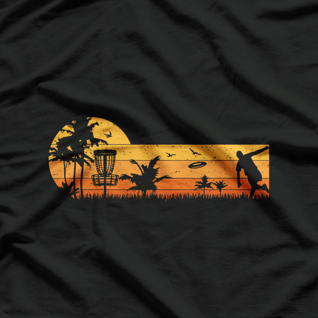 Retro Vintage Frisbee Golf Player Design - Disc Golf T-Shirt