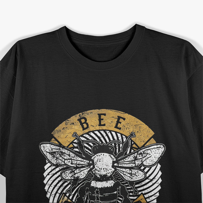 Vintage Bee Whisperer Beekeeper Honey Save The Bees T-Shirt