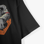 Astronaut Playing Dj in Space Planets Moon Stars Astronaut T-Shirt