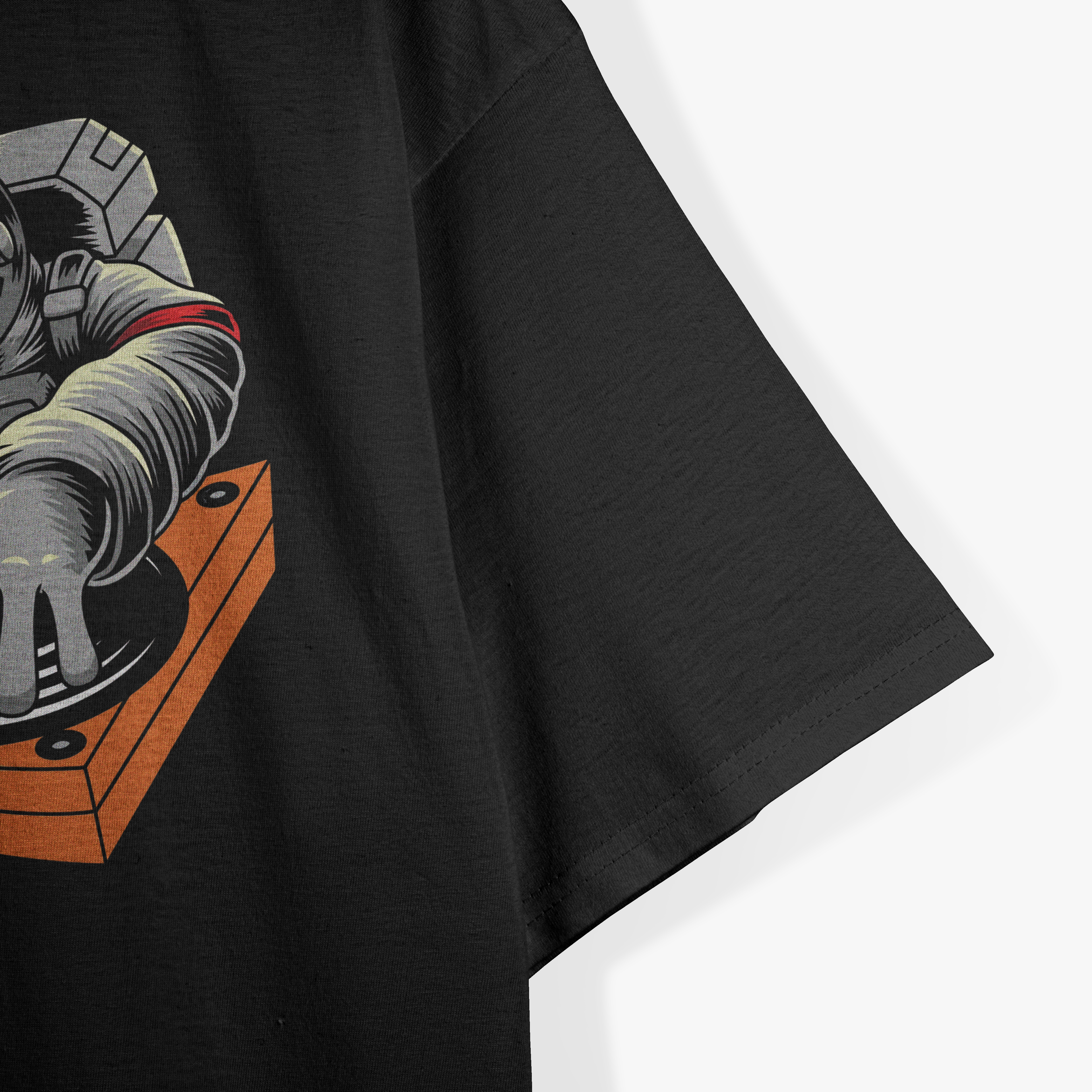 Astronaut Playing Dj in Space Planets Moon Stars Astronaut T-Shirt