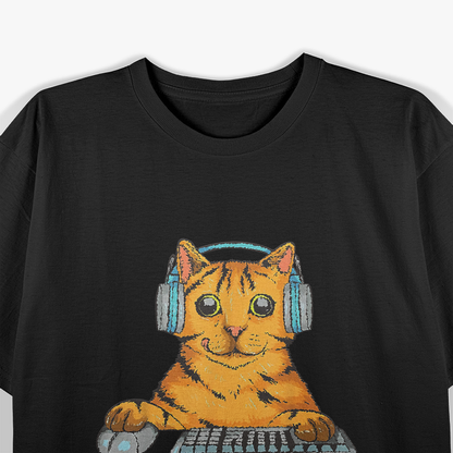 Cute Gamer Cat Funny Computer Game Enthusiast T-Shirt