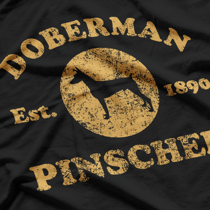 Vintage Doberman Est. 1890 Retro Dog Lover Design T-Shirt