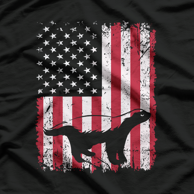 Vintage Honey Badger American Flag Distressed Wildlife Lover T-Shirt