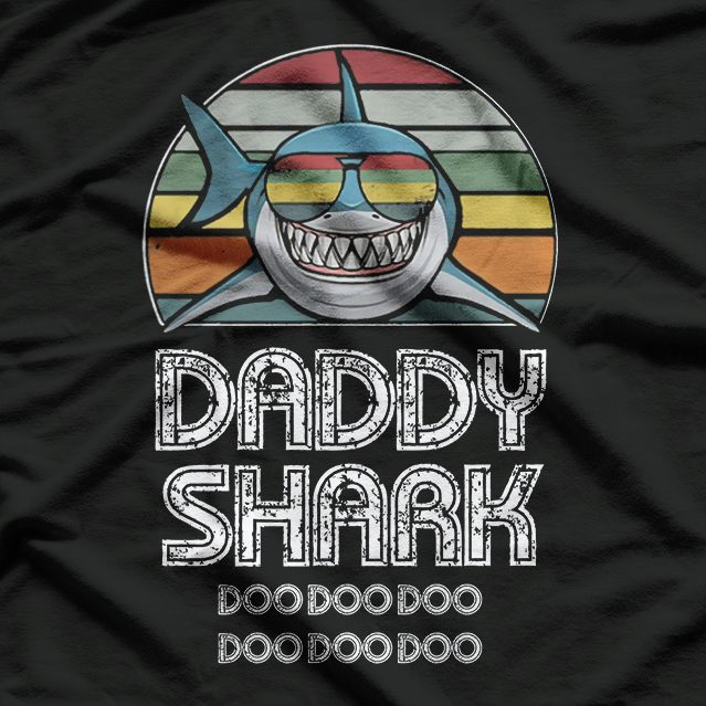 Daddy Shark - Retro Family Fun T-Shirt