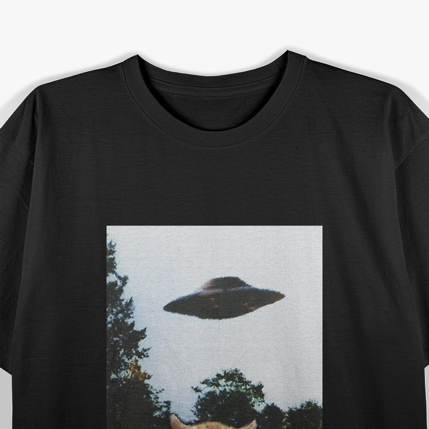 Funny Cat Selfie I Want to Believe UFO Alien Meme T-Shirt