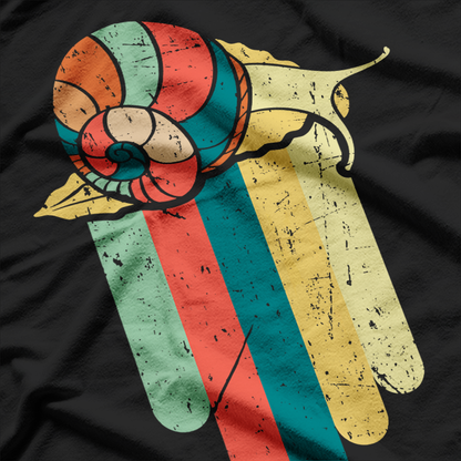 Retro Snail Vintage Art Style T-Shirt