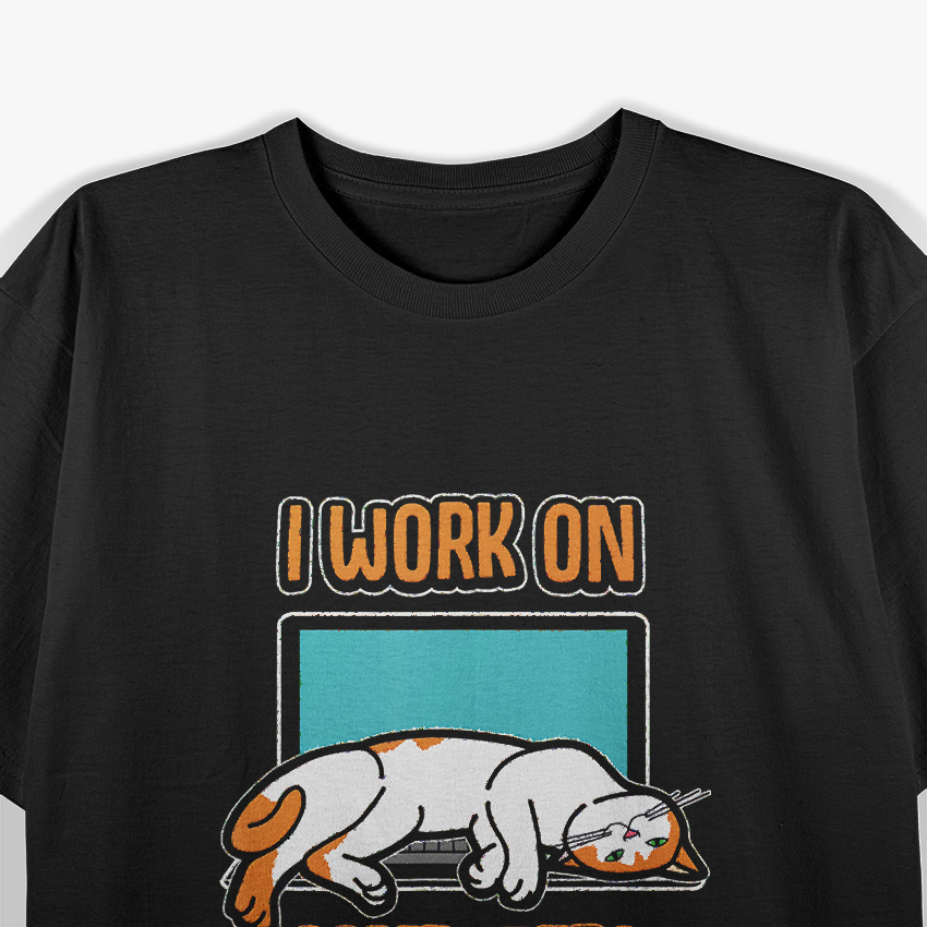 Funny Cats Work on Computers T-Shirt