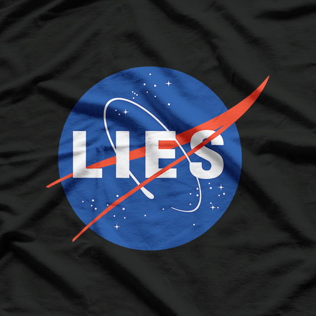 Conspiracy Theory – Flat Earth Funny Design T-Shirt