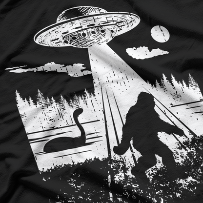 Bigfoot UFO Abduction - Funny Sasquatch & Aliens T-Shirt