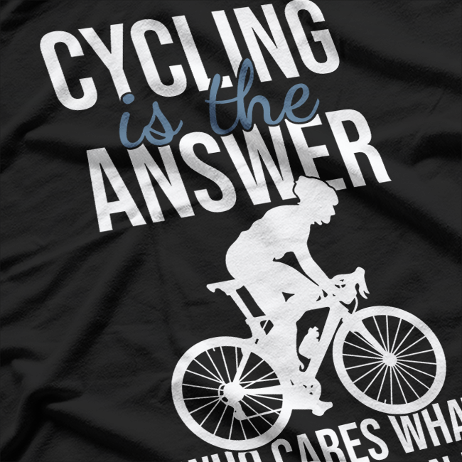 Gravel Bike Racing: Cycling Adventure T-Shirt