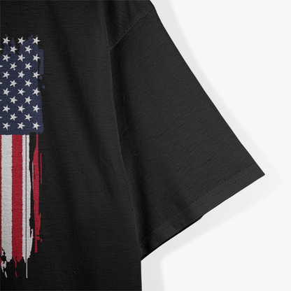 Disc Golf & USA Flag: Patriotic Thrower T-Shirt