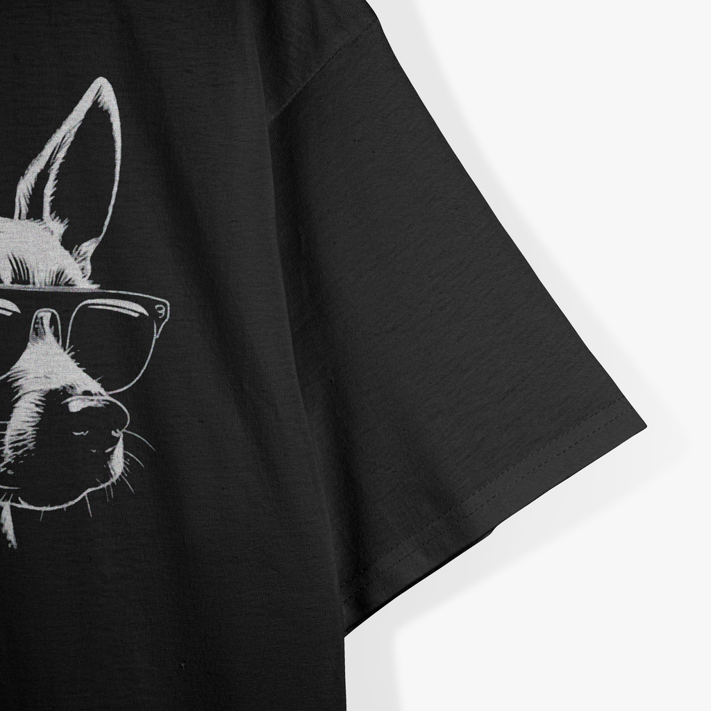 Cool Min Pin Dog With Sunglasses Funny Min Pin Dog Lovers T-Shirt