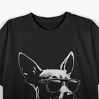 Cool Min Pin Dog With Sunglasses Funny Min Pin Dog Lovers T-Shirt
