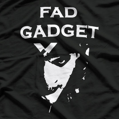 Retro Synth Scene Graphic – British Music Icon Style T-Shirt