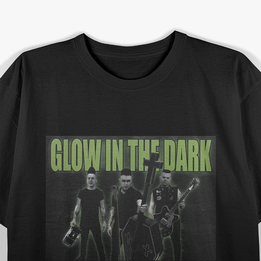 Psychobilly Glow Retro Graphic – Dark Rockabilly Inspired Art RZ T-Shirt