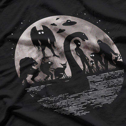 Funny Cryptid Mashup – Bigfoot & Loch Ness Monster Humor Love T-Shirt