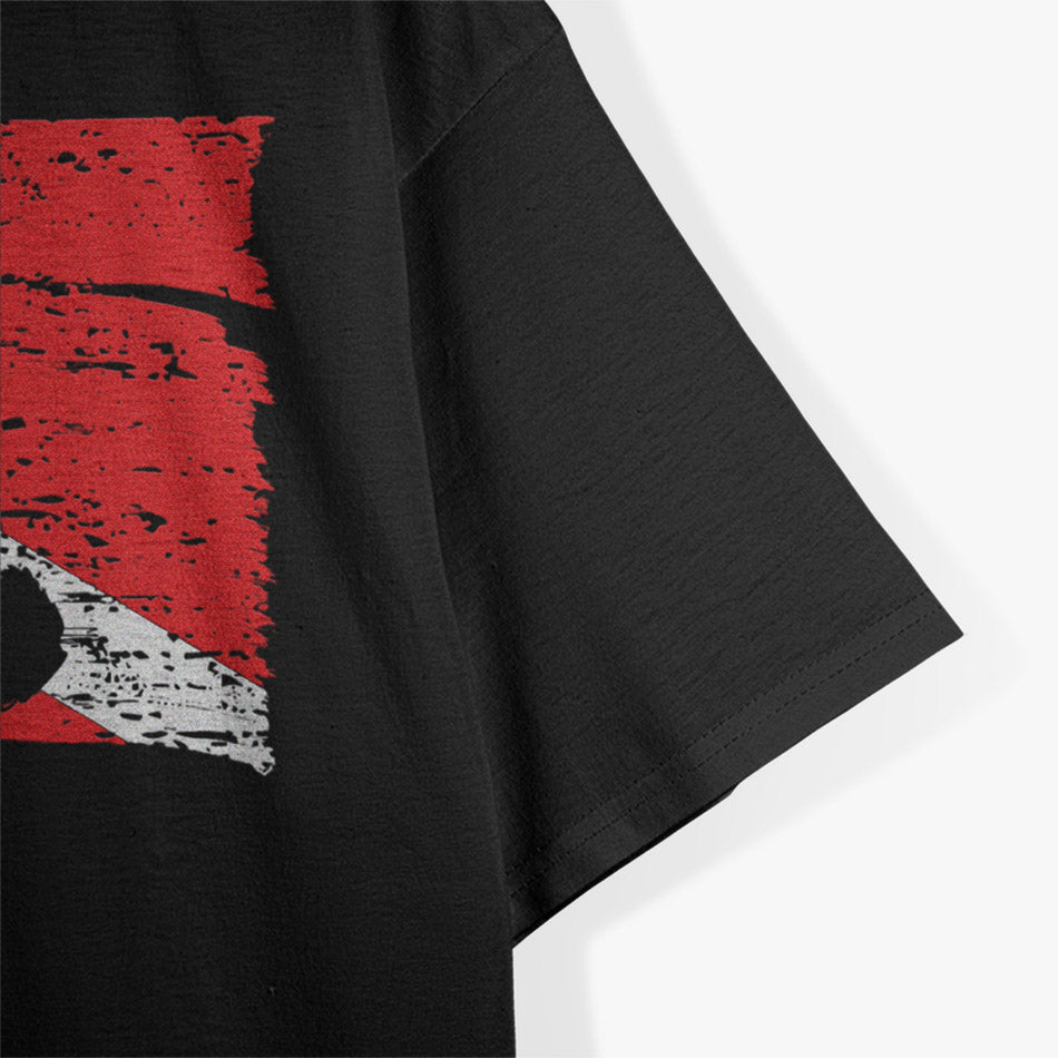 Vintage Scuba Diver – Classic Diving Flag Nautical Style Love T-Shirt