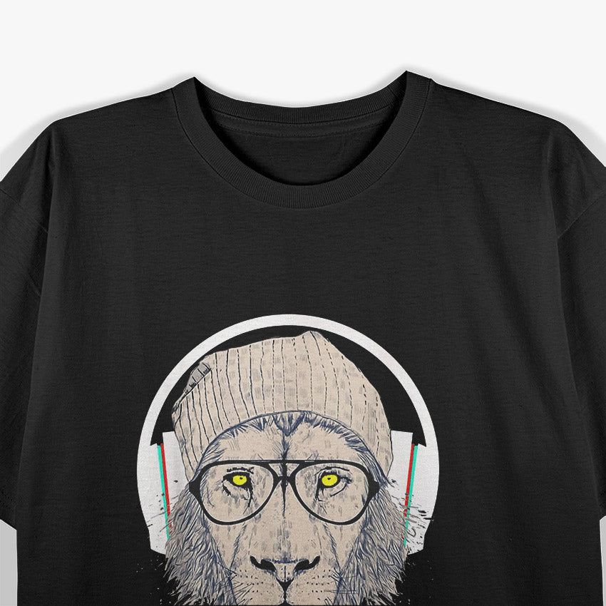 Cool Lion Head - Glasses and Headphones Funny Stylish T-Shirt
