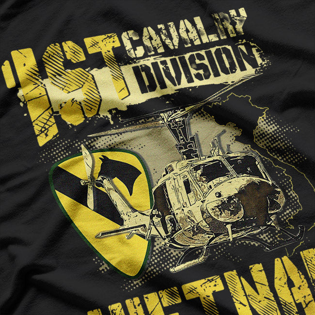 UH-1 Huey Helicopter 1st Division Vietnam Veteran T-Shirt