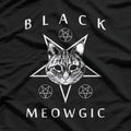 Black Meowgic – Cute Witchy Cat Magic Halloween Occult Kitty T-Shirt