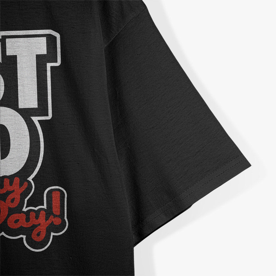 Trust God – Simple Christian Faith Design T-Shirt