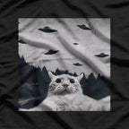 Alien Cat Abduction: Funny UFO Space Kitty T-Shirt