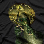 Reptilians & Illuminati: Conspiracy Theorist Truth Seeker T-Shirt