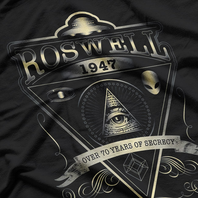 Roswell 1947: UFO Crash & Alien Conspiracy T-Shirt