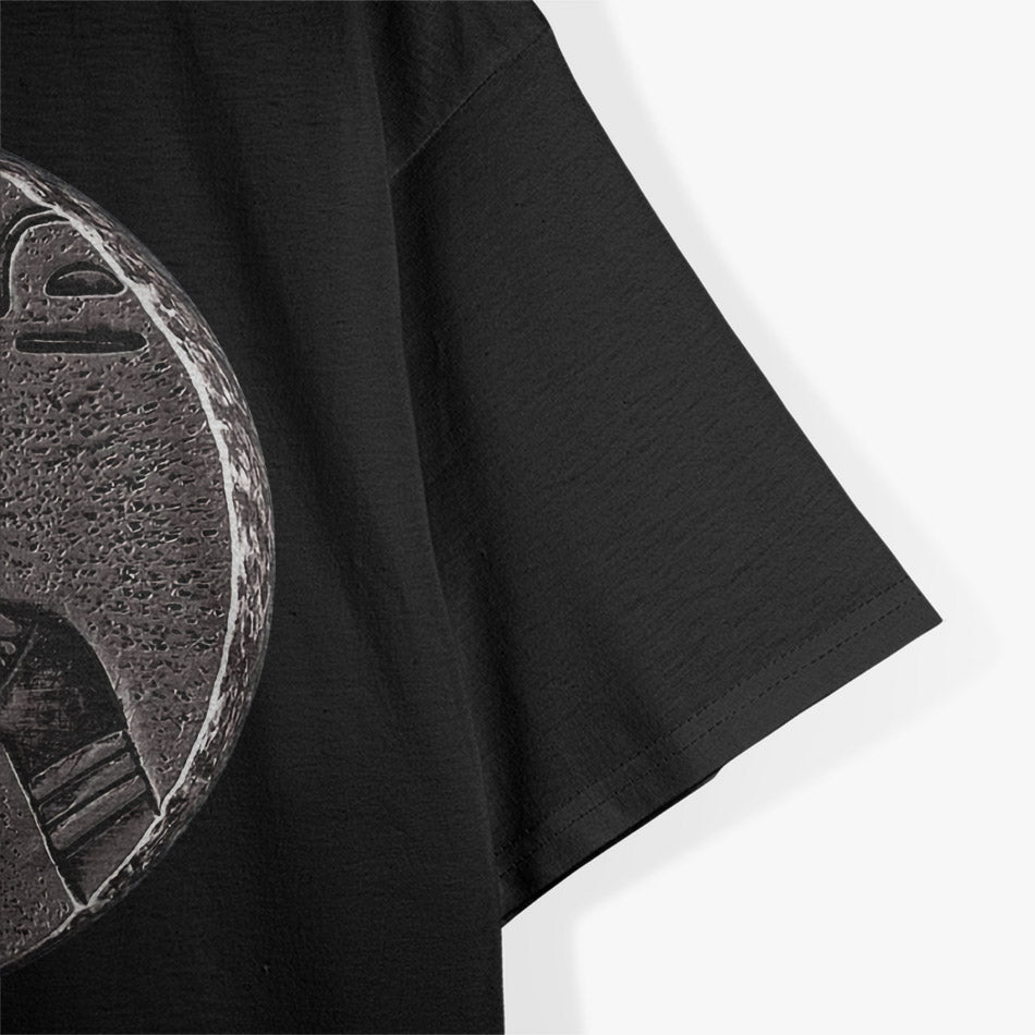 Vintage Egyptian Pharaoh Black Coin King Ancient History Art T-Shirt