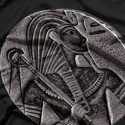 Vintage Egyptian Pharaoh Black Coin King Ancient History Art T-Shirt