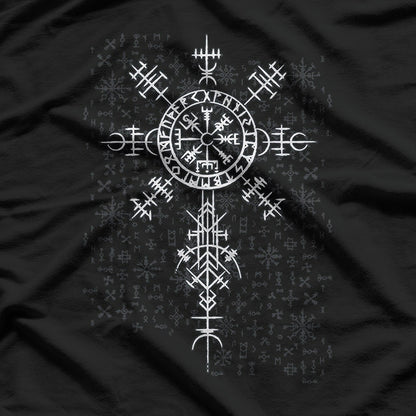 Classic Viking Symbol – Vegvisir Graphic T-Shirt