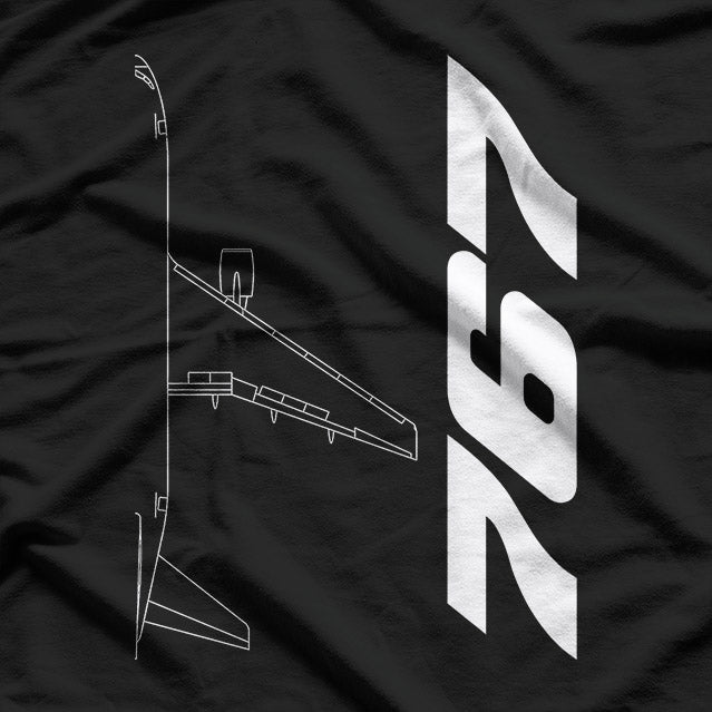 Boeing 767 Silhouette – Aviation Enthusiast T-Shirt