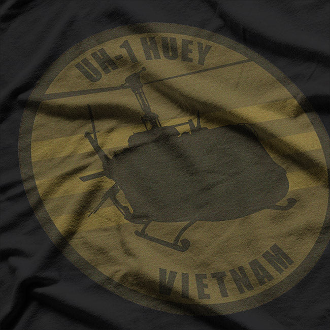 Vintage Vietnam War  Retro Military Helicopter Combat  T-Shirt
