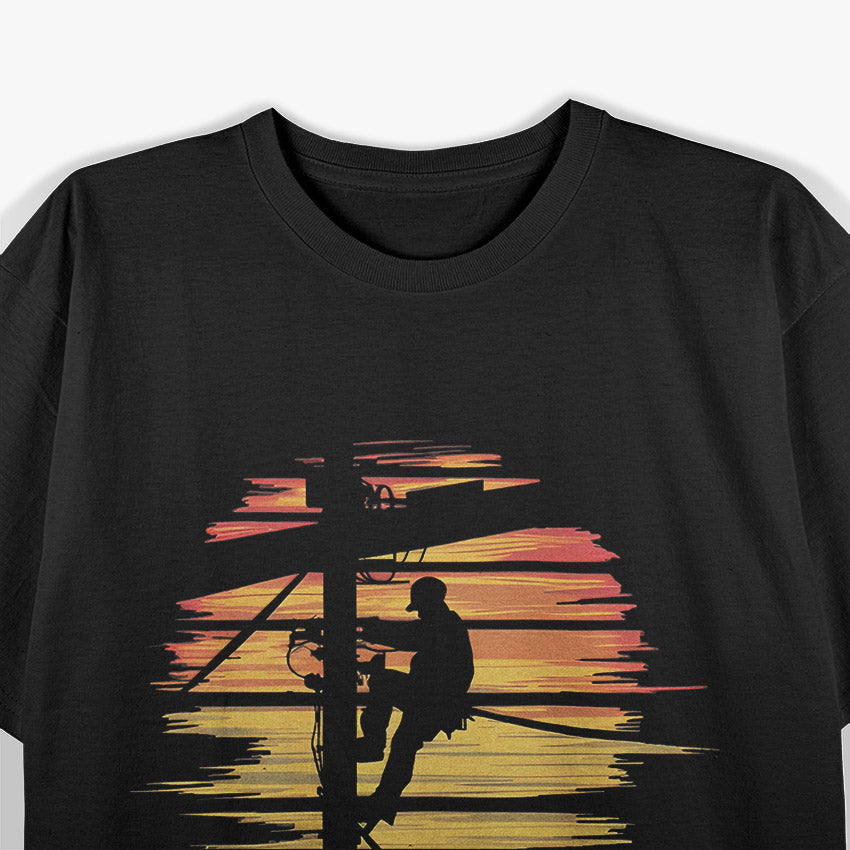 Vintage Electrician  Retro Lineman Power Pole Graphic  T-Shirt